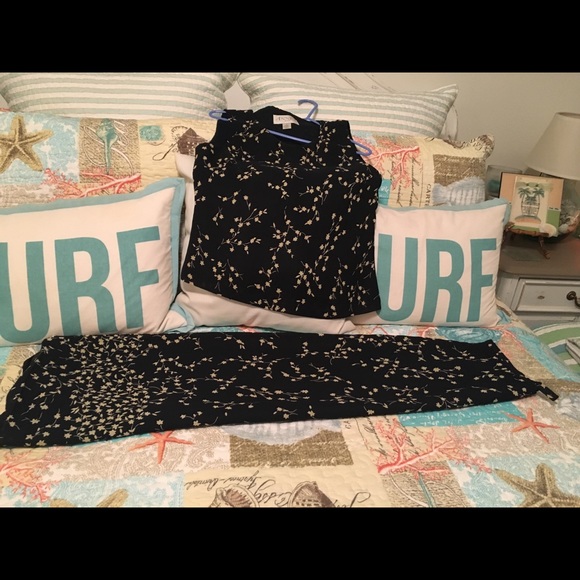 CASUAL CORNER Top and maxi skirt set. - Picture 3 of 4